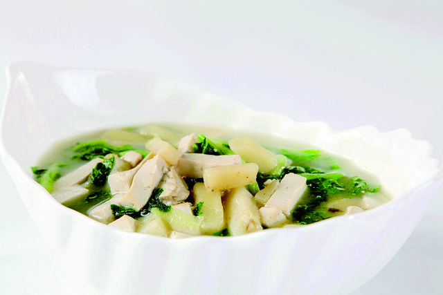 小白菜烩土豆豆腐图片
