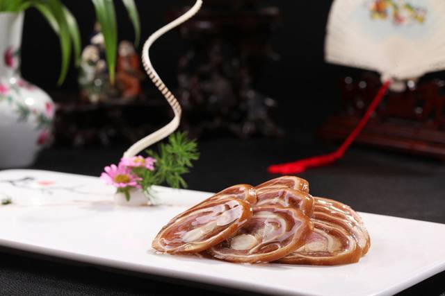 花旗参脆耳美食图片