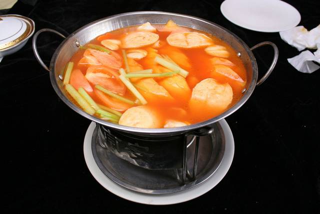 锅仔木瓜煮鲍贝图片
