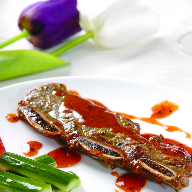 神户牛仔骨美食图片