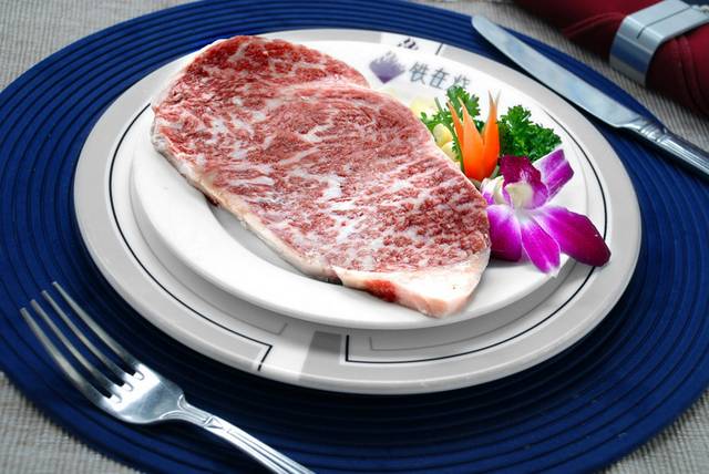 日本神户牛肉图片