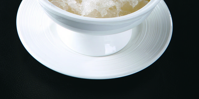官燕烩雪蛤美食图片