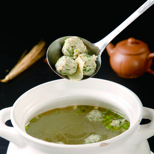 香菜丸子炖豆筋图片