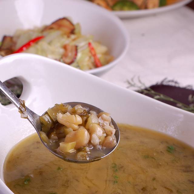 豌豆酸菜汤图片
