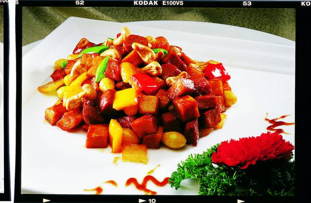 七色炒六盆山牛肉图片