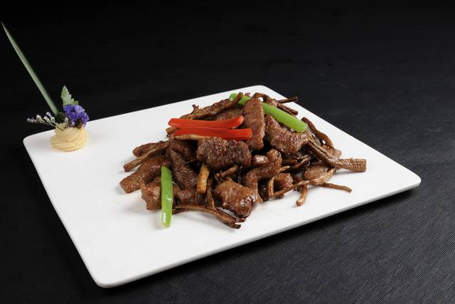 茶树菇炒牛柳图片4