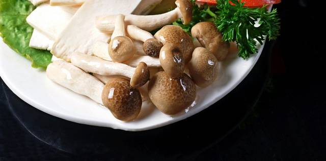 美味菌王锅图片