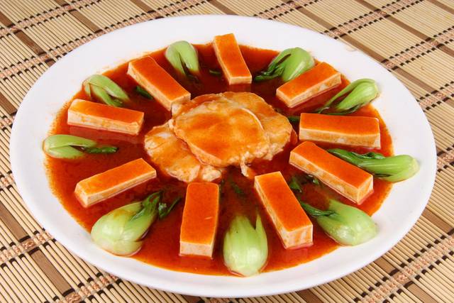 高清红汤豆腐银鳕鱼图片