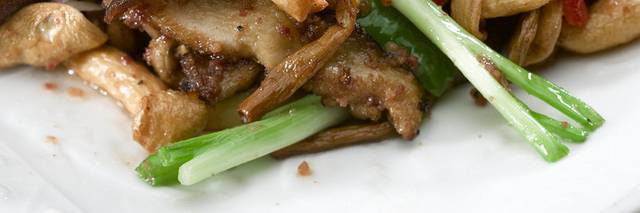 鹅肝酱炒杂菌图片
