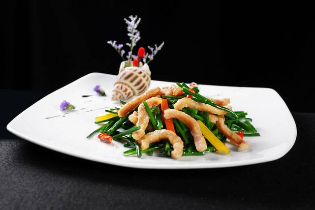 热粤泰椒韭菜花炒蒜香肉图片