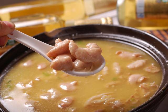 高清豆汤肥肠图片1