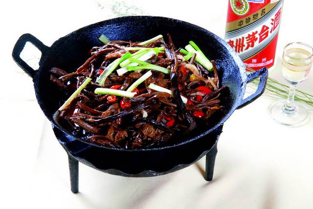 高清菜品干锅茶树菇图片