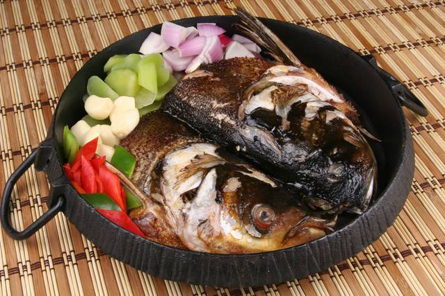干锅焗鱼头图片