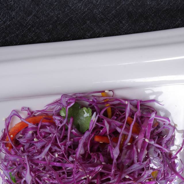 旋转紫香包菜图片