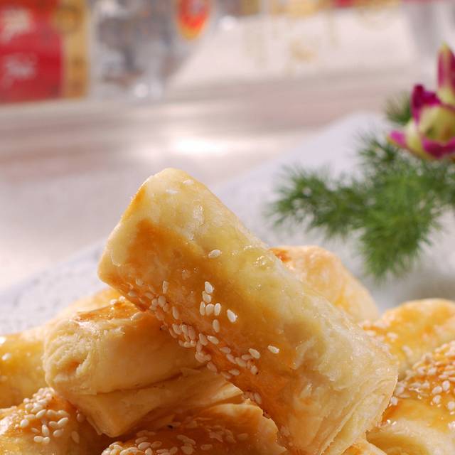 小吃叉烧酥图片