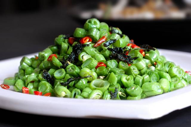 热橄榄菜四季豆图片