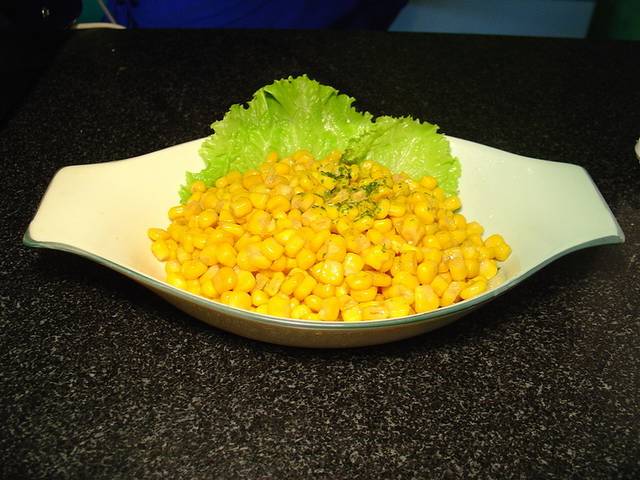 黄油玉米元图片
