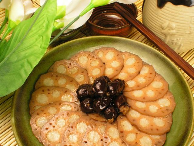 枣香糯米藕图片