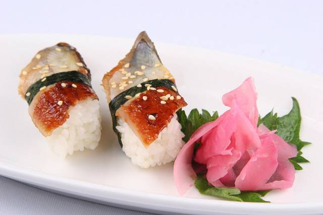 精品鳗鱼寿司图片