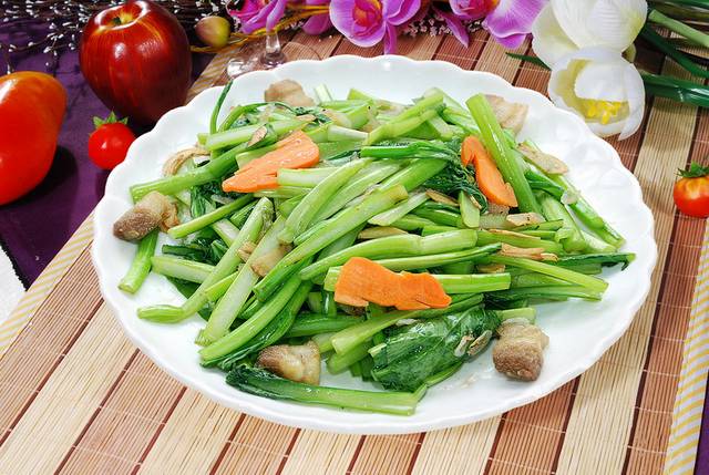蒜蓉菜心图片