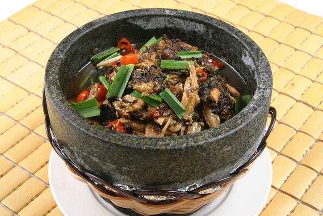石碗手撕扣肉图片