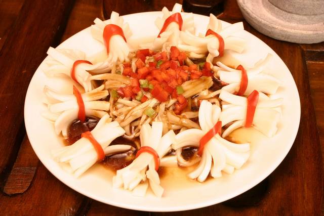 香蚝金针黄喉美食图片