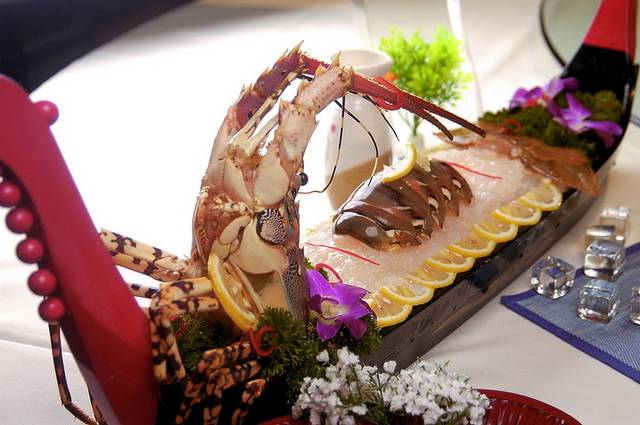 刺身澳洲大龙虾图片