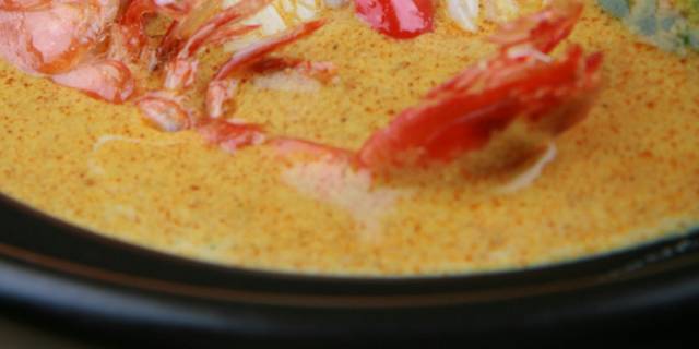 高清印尼咖喱海鲜煲图片