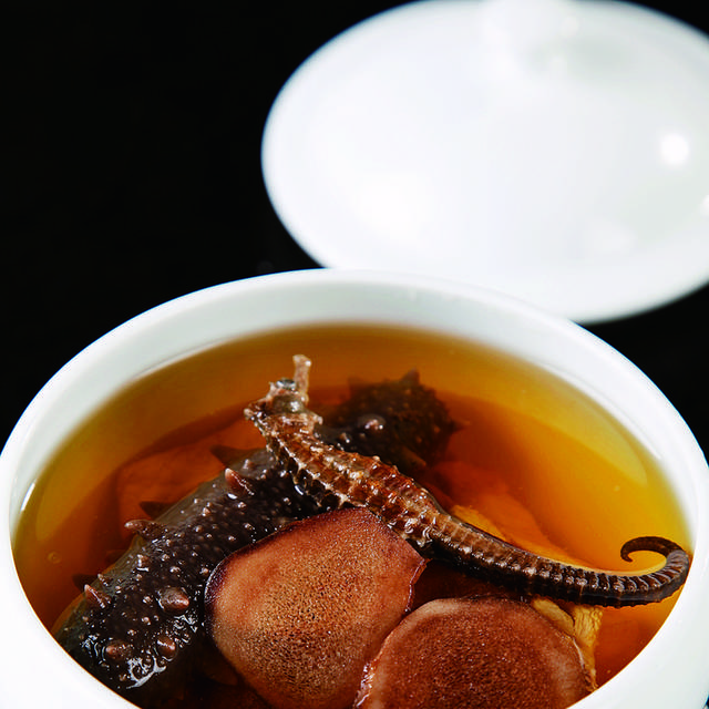 鹿茸海龙炖辽参