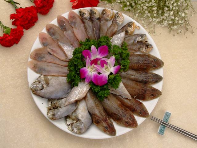 高清酱焖海杂鱼图片