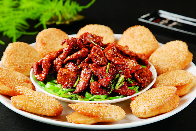 小烧饼烧肉图片