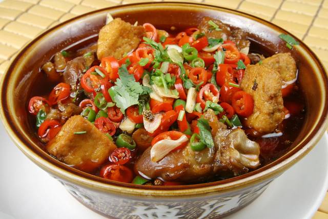 臭豆腐炖猪手图片