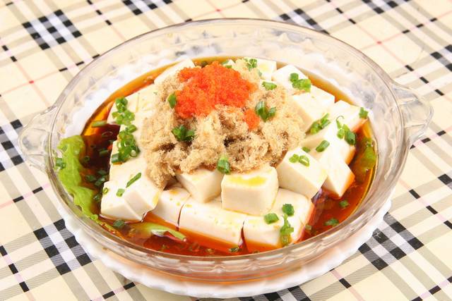 日式鱼籽拌豆腐图片