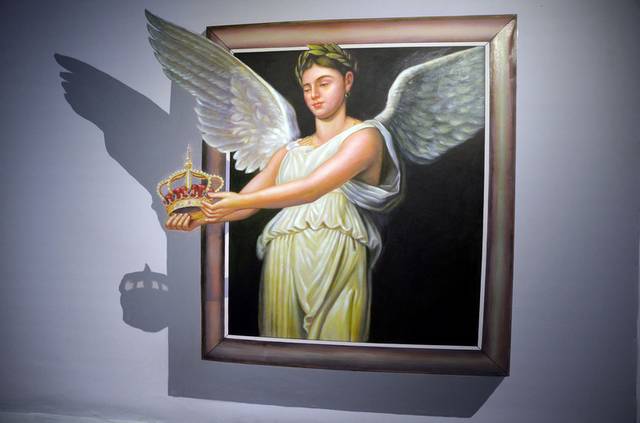拿皇冠的天使3D装饰画