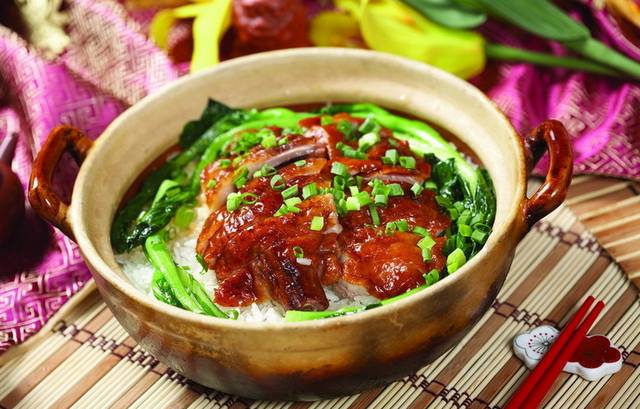 烧鹅煲仔饭图片1