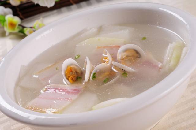 咸肉蛤蜊冬瓜汤图片
