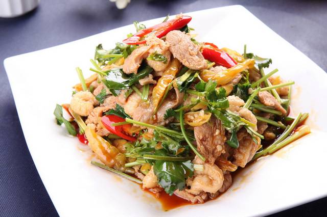 小炒羊羔肉图片