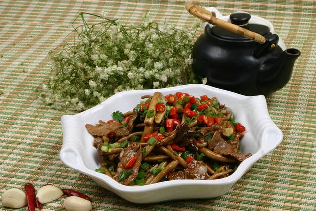 野山椒炒牛肉