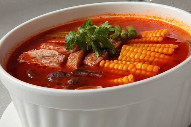 四季平安煲玉米红汤