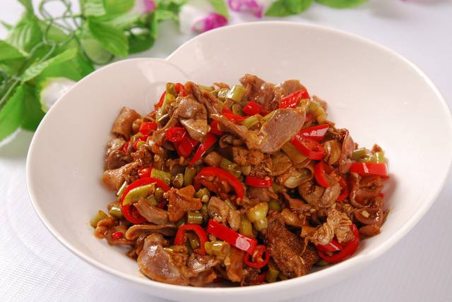 酸豆角鸡杂图片