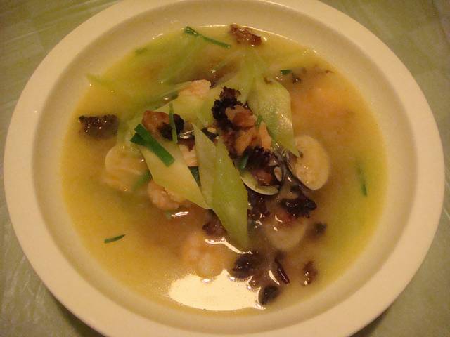三鲜海底松