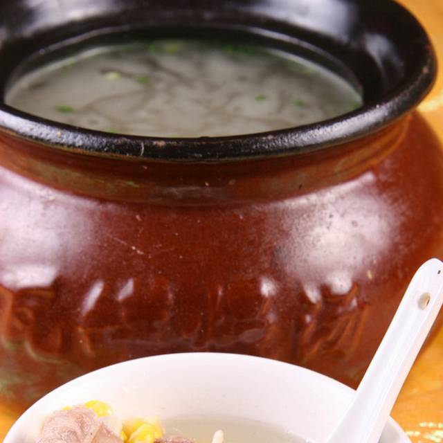美味玉米排骨煲图片