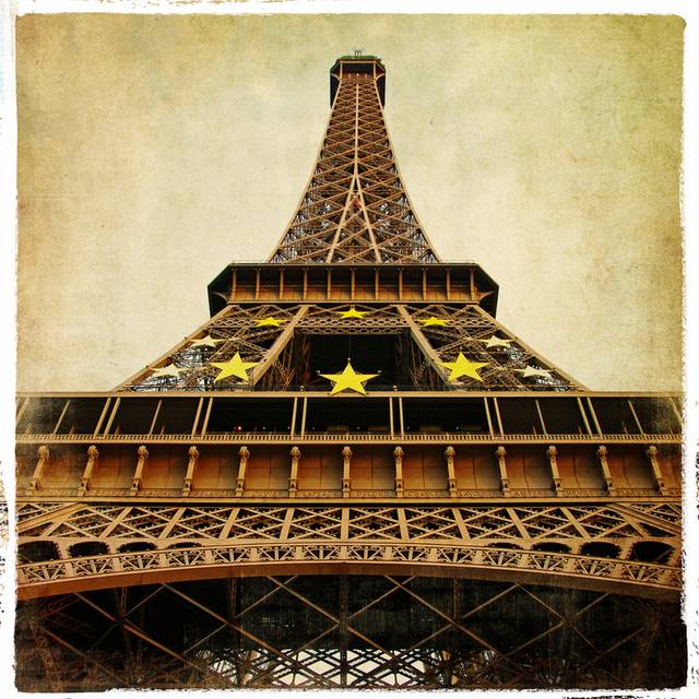 巴黎铁塔装饰画素材3