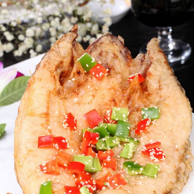脆皮鲈鱼图片1