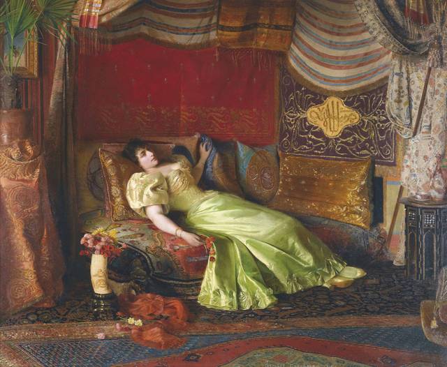 躺在沙发上的绿裙女孩宫廷油画装饰画