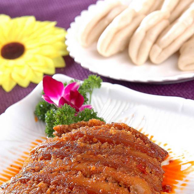 米粉肉带饼图片