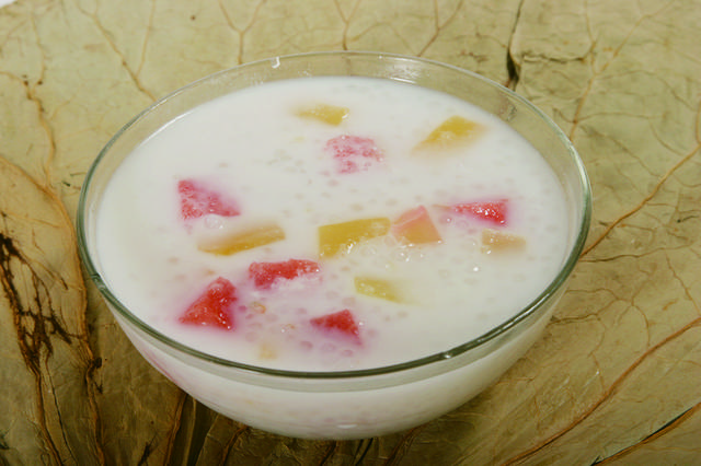 鲜杂果椰汁西米露图片1