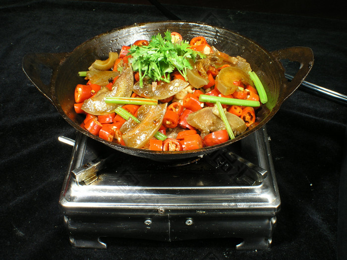 干锅带皮牛肉贵州图片